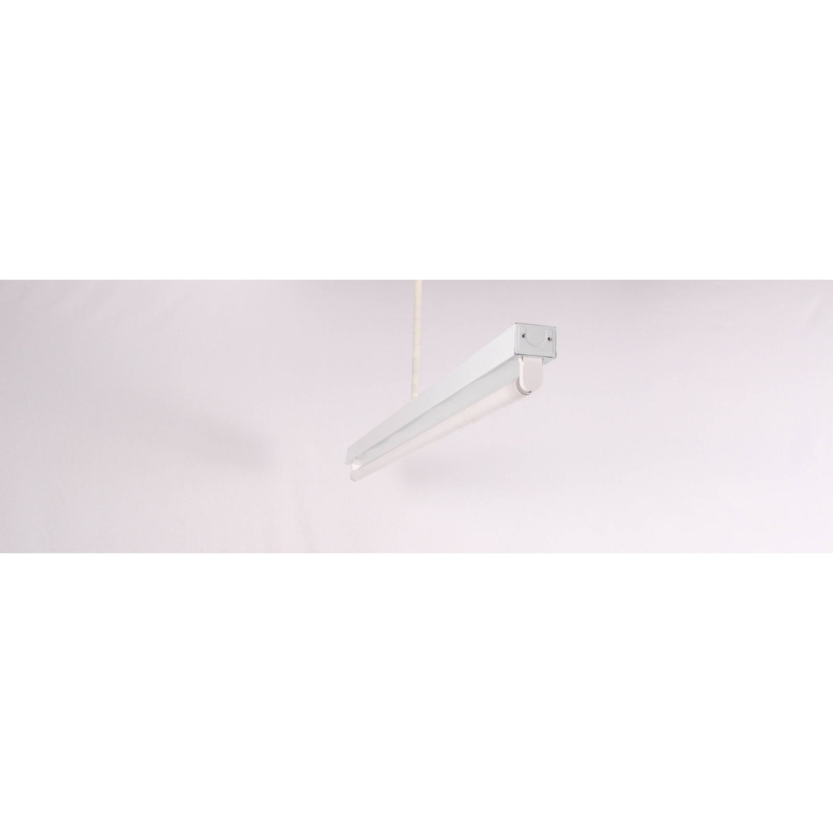 LAMP. TECHO BLANCO 1L G13 32W