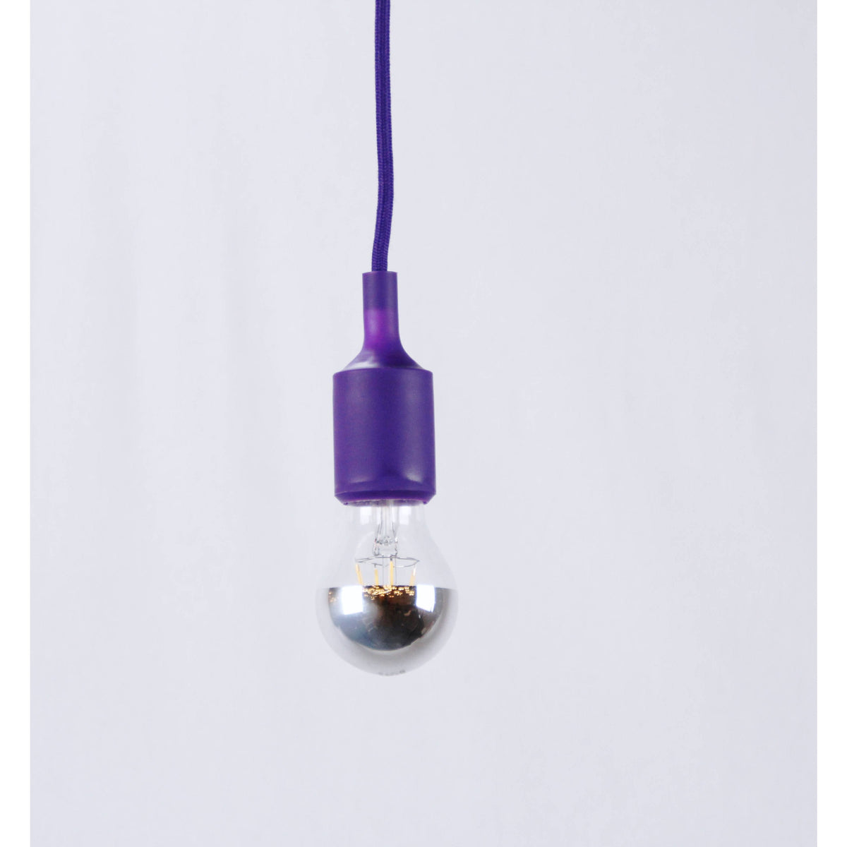 LAMP. COLGANTE MORADO 1L E27 60W