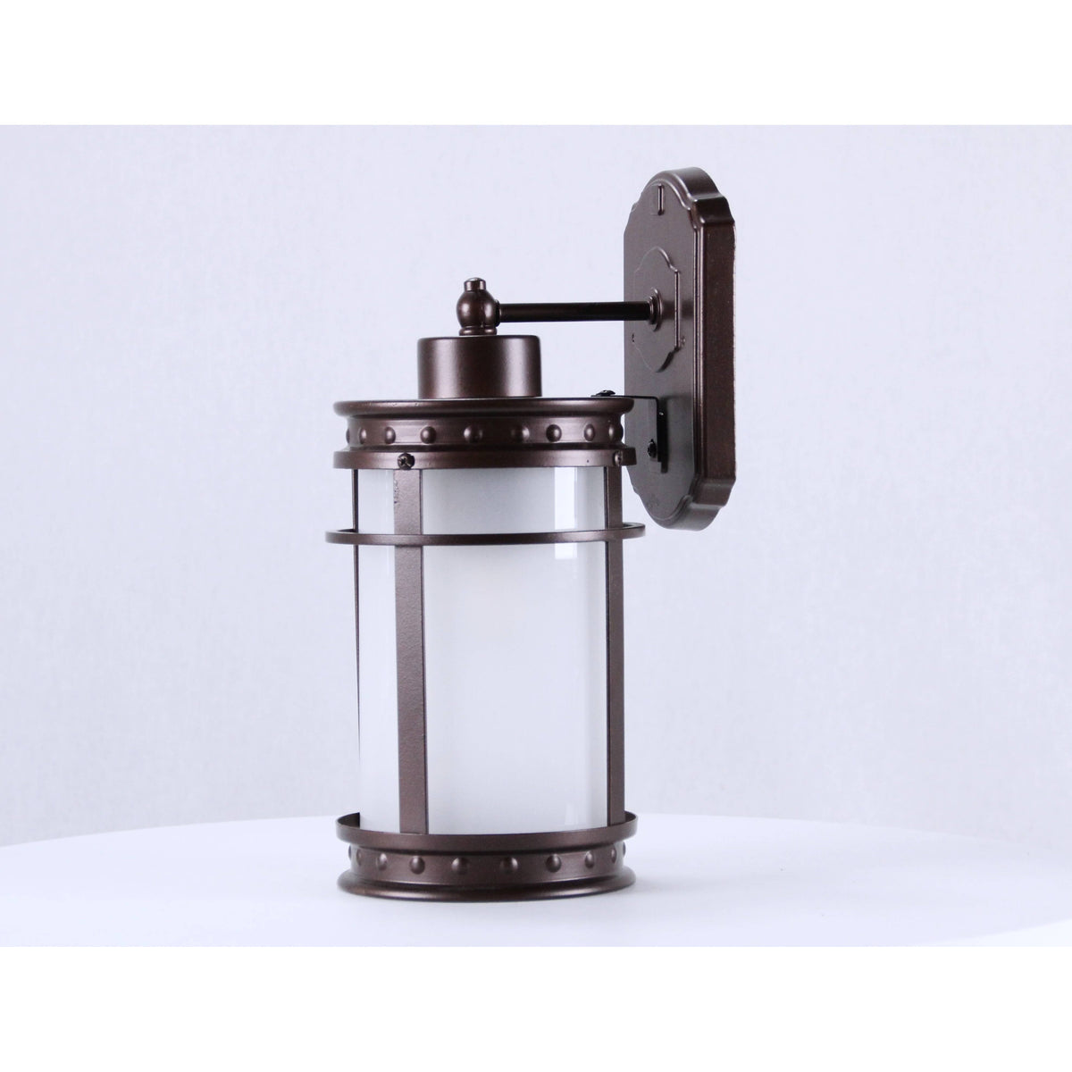 LAMP. EXT. PARED CHOCOLATE 1L E27 60W