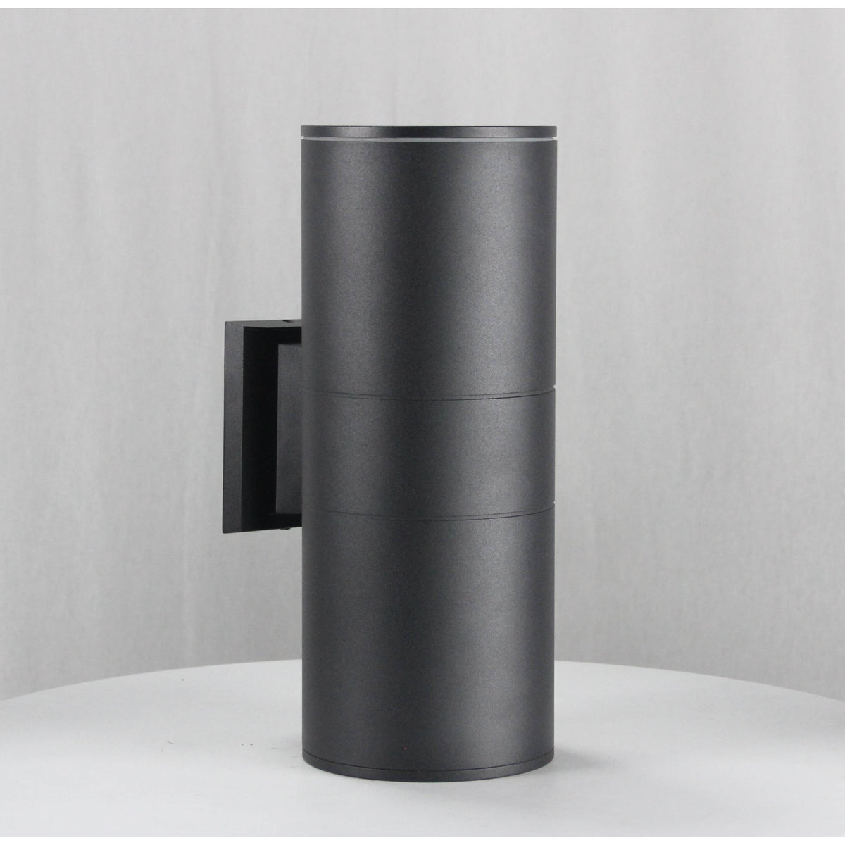 LAMP. EXT. PARED NEGRO 2L E27 100W