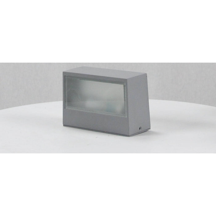 LAMP. EXT. PARED PLATEADO 1L E27 60W
