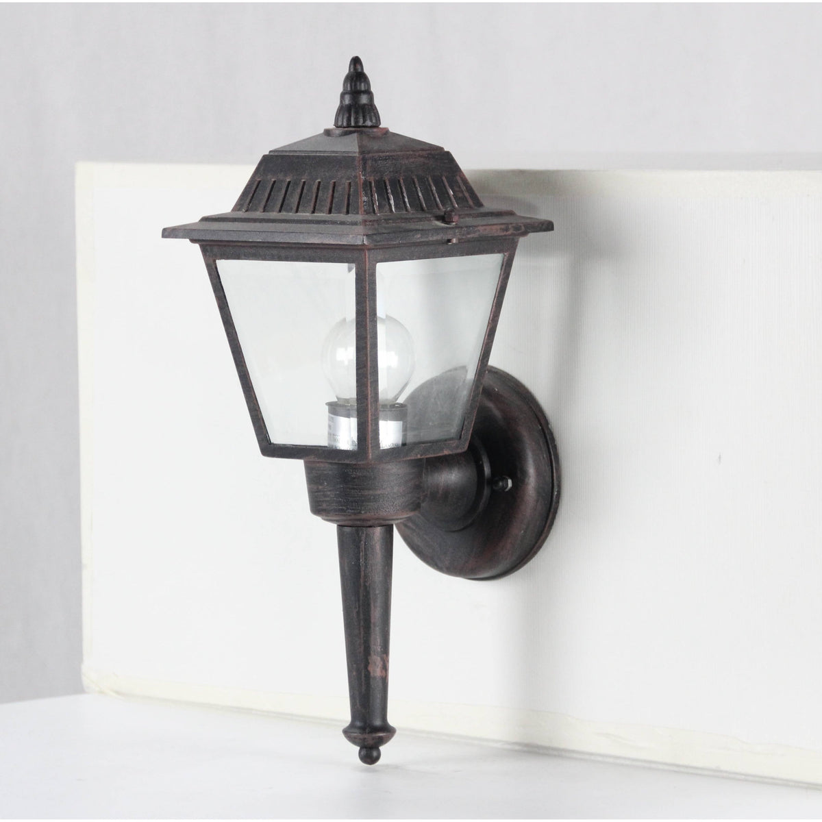 LAMP. EXT. PARED OXIDO 1L E27 60W
