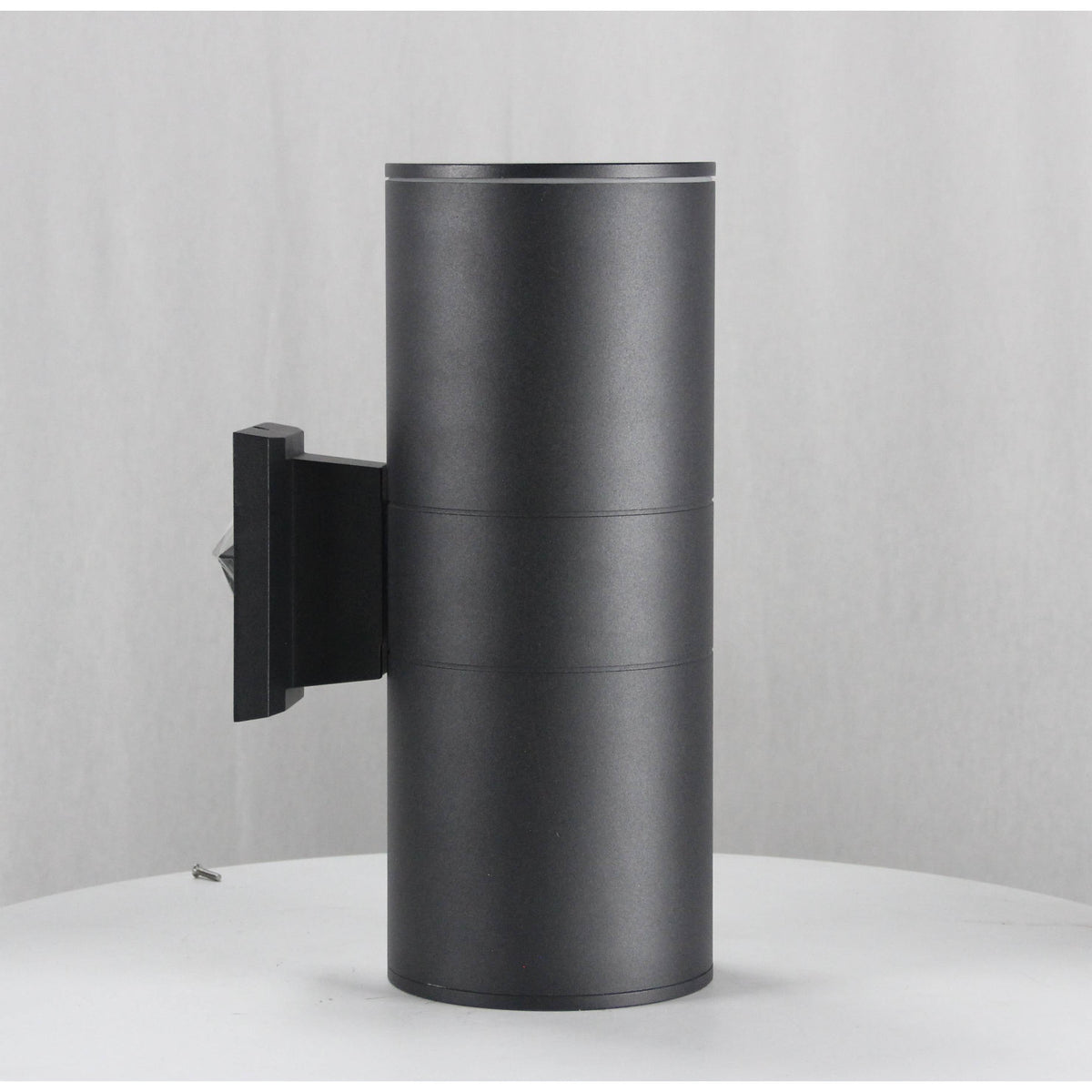 LAMP. EXT. PARED NEGRO 2L E27 100W