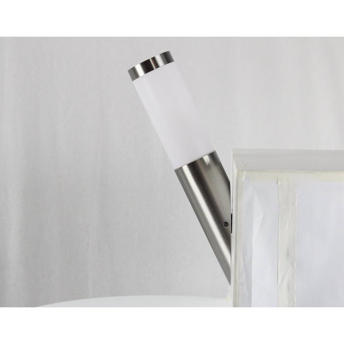 LAMP. EXT. PARED PLATEADO 1L E27 40W