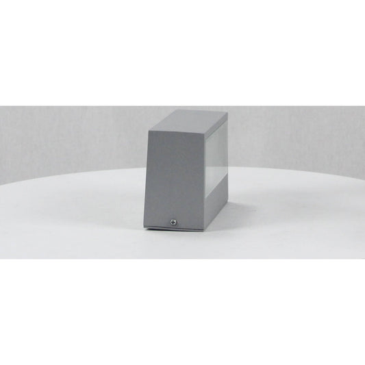 LAMP. EXT. PARED PLATEADO 1L E27 60W