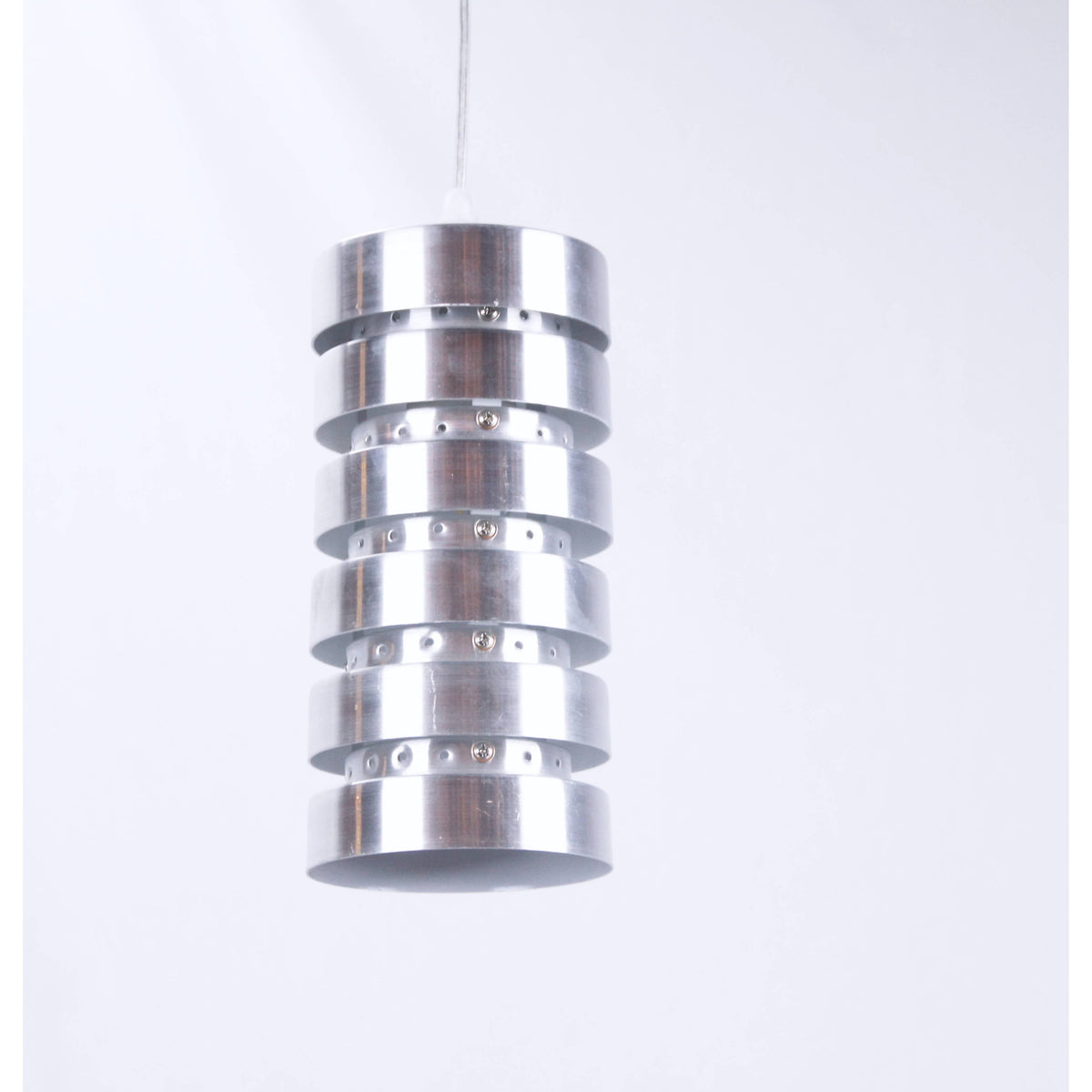 LAMP. COLGANTE PLATEADO 1L E27 60W
