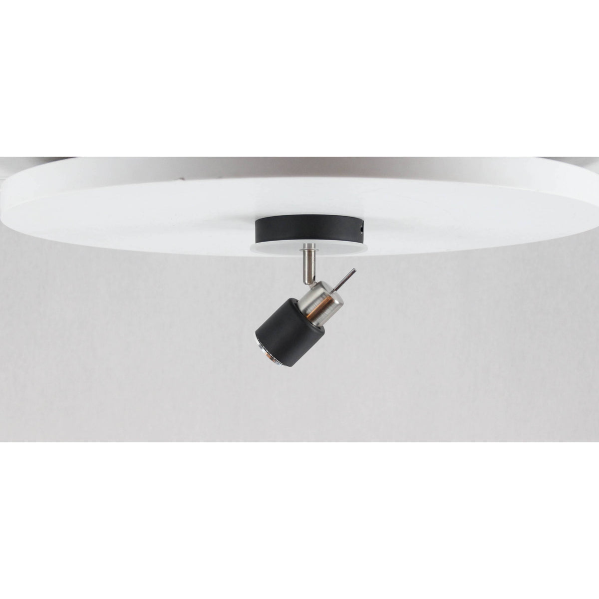 LAMP.TECHO NIQUEL SATINADO 1L GZ10 50W N/B