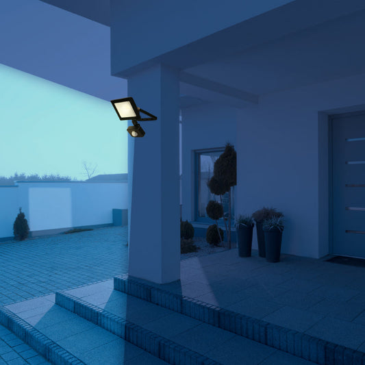 LAMP. LED EXT. REFLECTORA NEGRO 1L 20W 100-265V 4000K (SENSOR DE MOVIMIENTO)