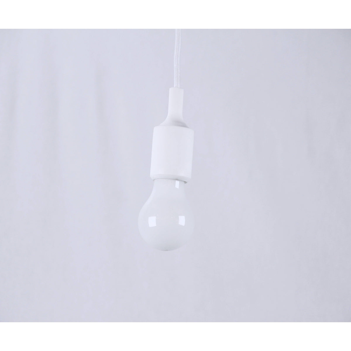 LAMP. COLGANTE BLANCO 1L E27  60W