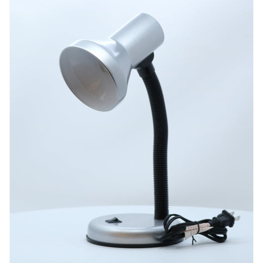 LAMP. ESCRITORIO PLATEADO Y NEGRO 1L E27 40W