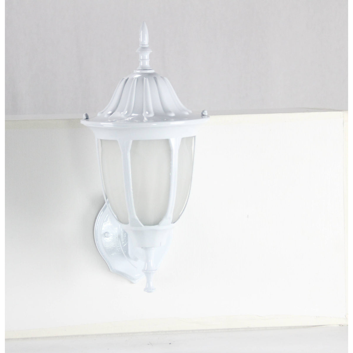 LAMP. EXT. PARED BLANCO 1L E27 60W