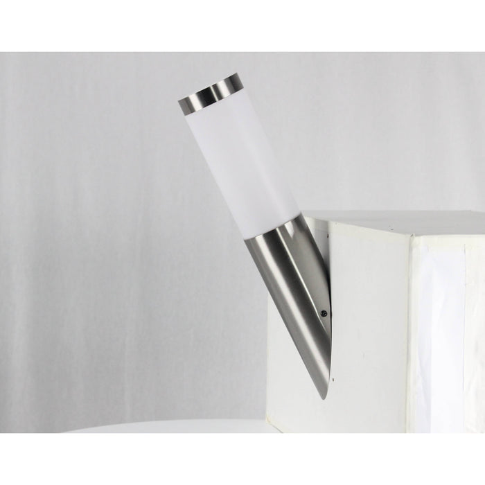 LAMP. EXT. PARED PLATEADO 1L E27 40W