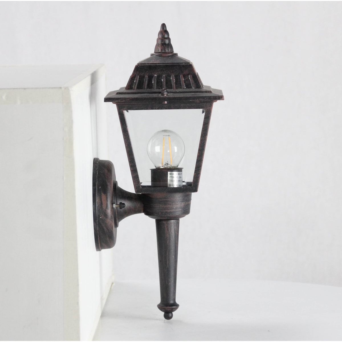 LAMP. EXT. PARED OXIDO 1L E27 60W