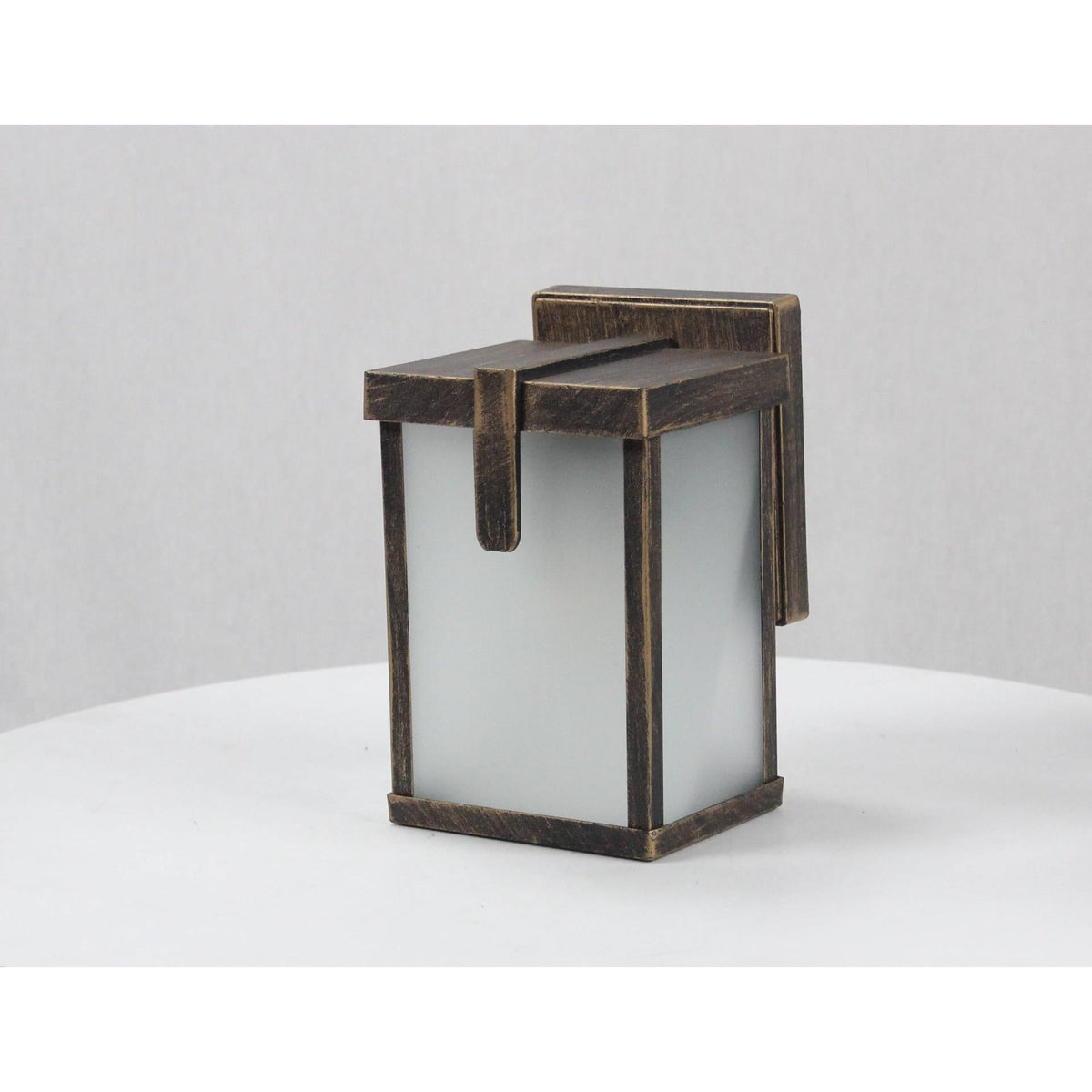 LAMP. EXT. PARED NEGRO 1L E27 60W