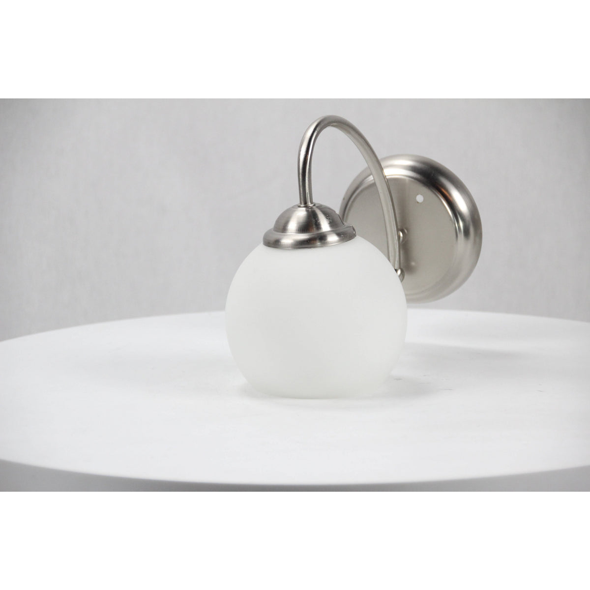 LAMP. PARED NÍQUEL SATINADO 1L E27 60W