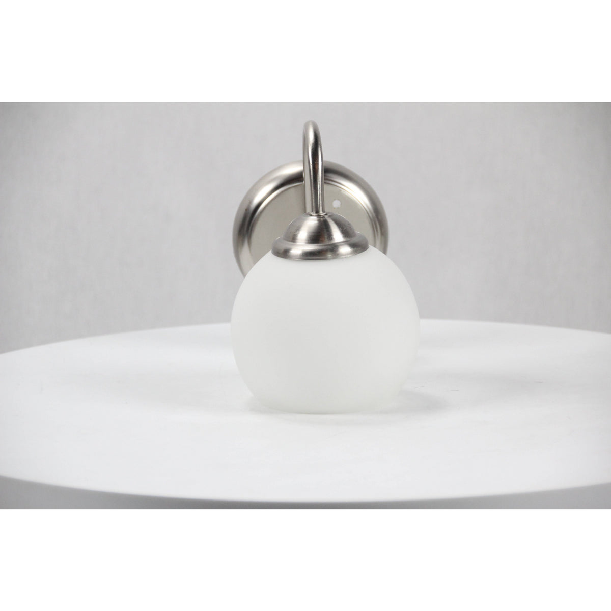 LAMP. PARED NÍQUEL SATINADO 1L E27 60W