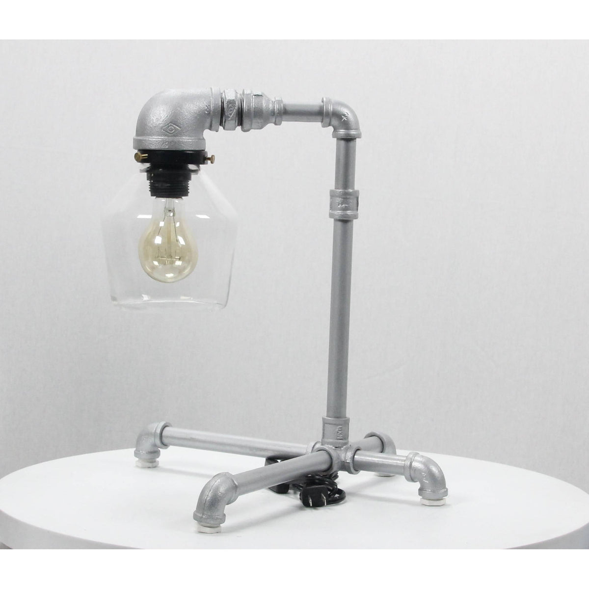 LAMP. MESA PLATEADO 1L E27 40W