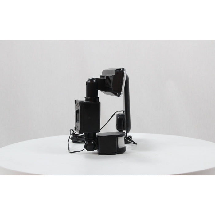 LAMP. LED EXT. REFLECTORA NEGRO 8W 3.7V 6000K (SOLAR CON FOTOCELDA Y SENSOR DE MOVIMIENTO Y LUZ)