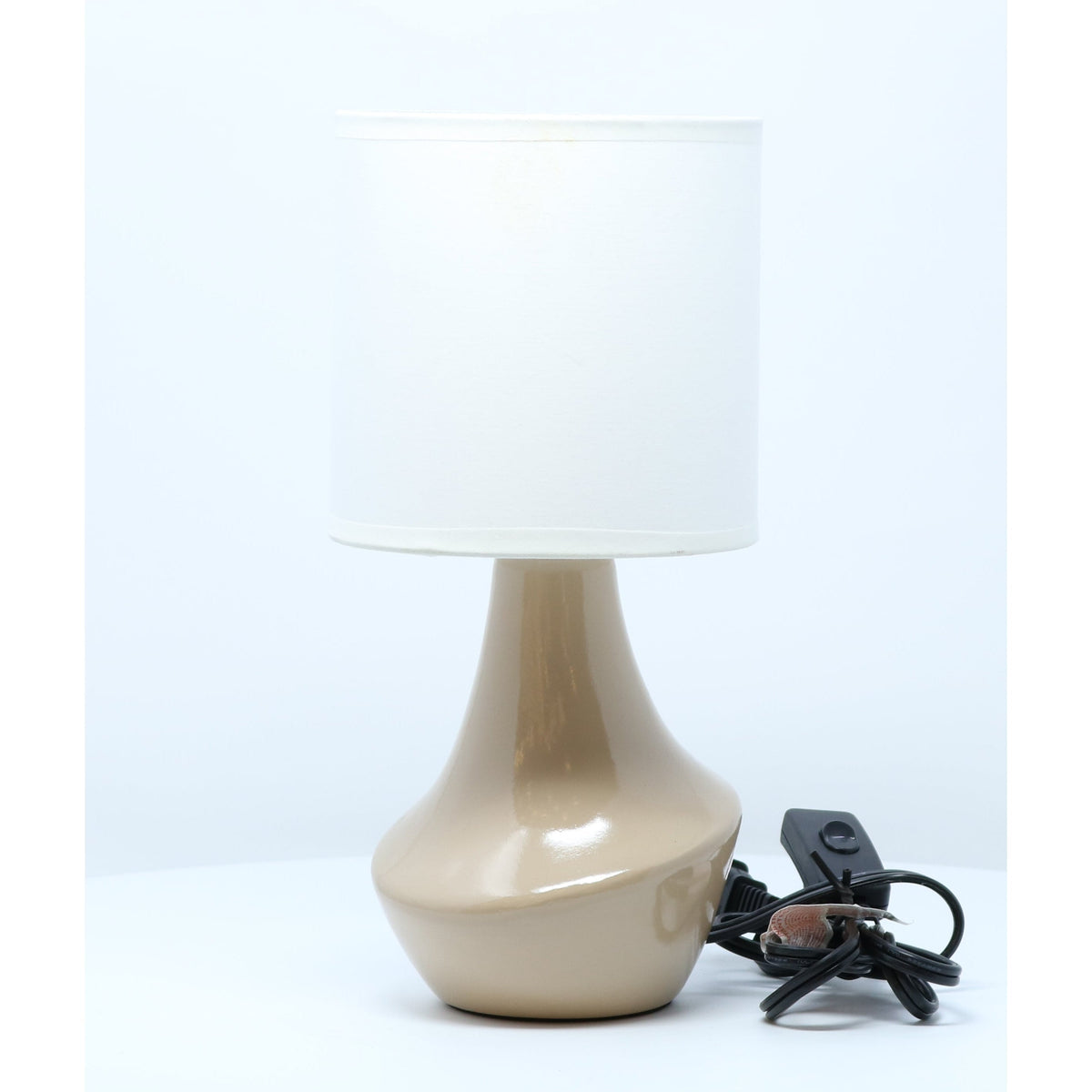 LAMP. MESA CREMA 1L E27 40W (2 PIEZAS)